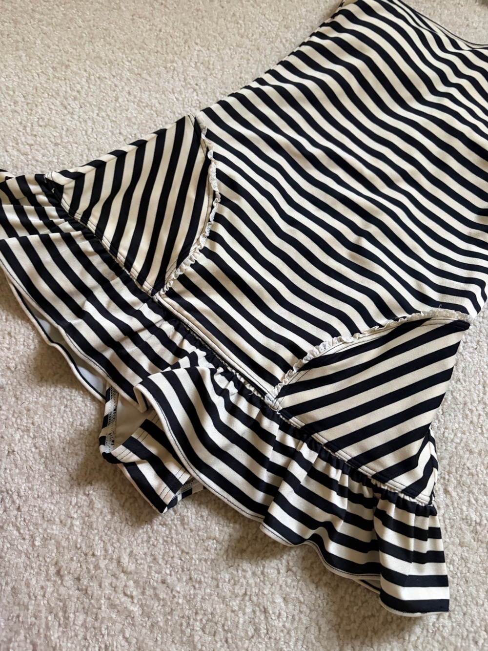 Juicy Couture Ruffled One Piece Stripe Swimsuit Black Ivory Size S - Picture 2 of 4